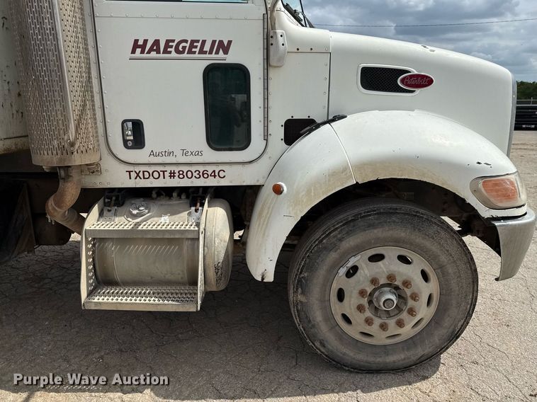 image for item ED5593 2006 Peterbilt 335 dump truck