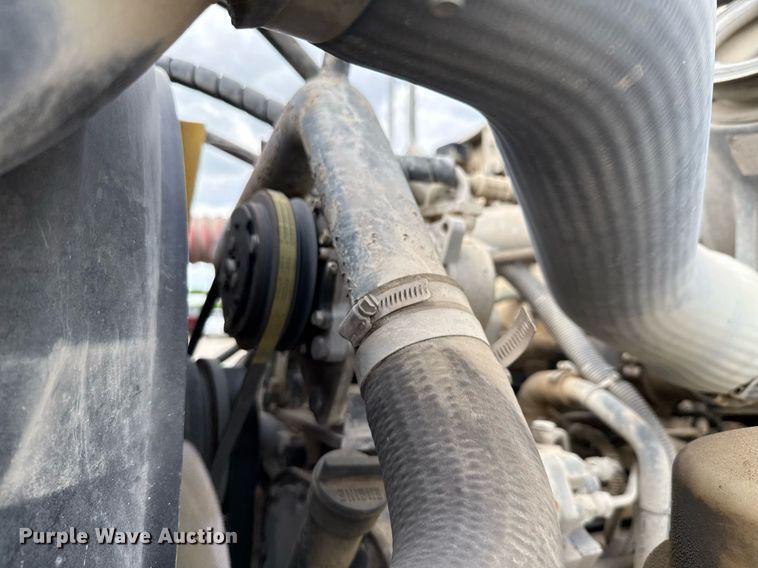 image for item ED5593 2006 Peterbilt 335 dump truck