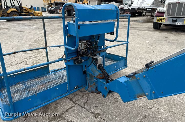 image for item ED5594 2006 Genie Z-135/70 boom lift