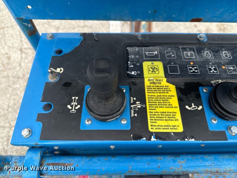 image for item ED5594 2006 Genie Z-135/70 boom lift