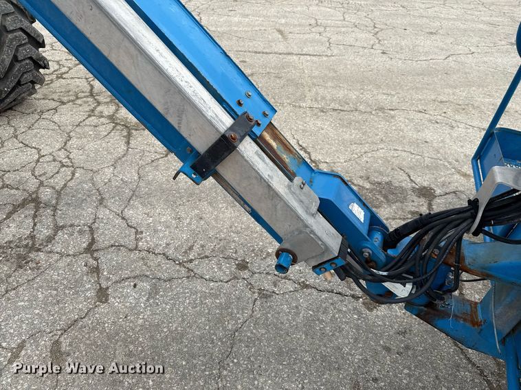 image for item ED5594 2006 Genie Z-135/70 boom lift