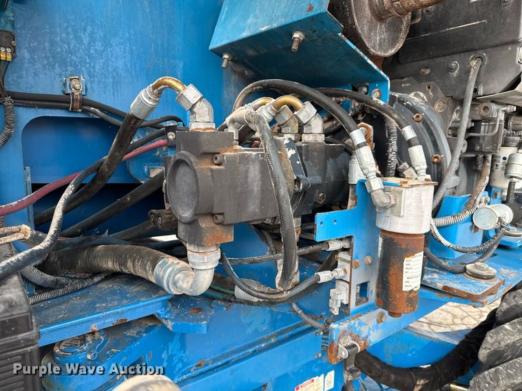 image for item ED5594 2006 Genie Z-135/70 boom lift