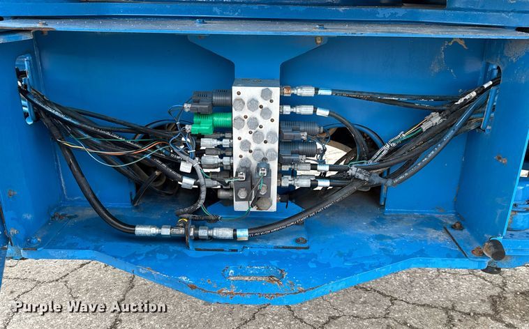 image for item ED5594 2006 Genie Z-135/70 boom lift