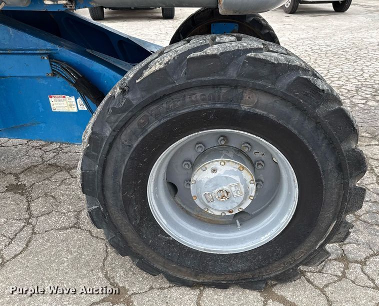 image for item ED5594 2006 Genie Z-135/70 boom lift