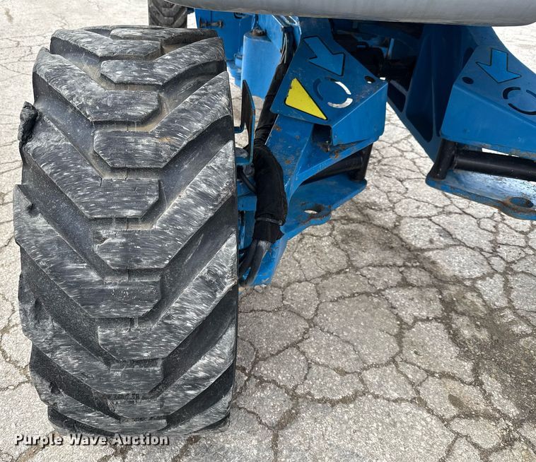 image for item ED5594 2006 Genie Z-135/70 boom lift