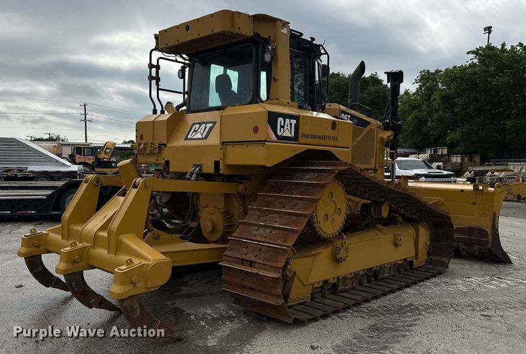image for item ED5595 2017 Caterpillar D6T LGP dozer