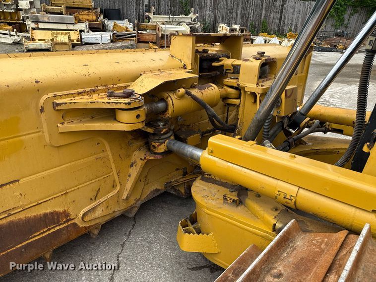 image for item ED5595 2017 Caterpillar D6T LGP dozer