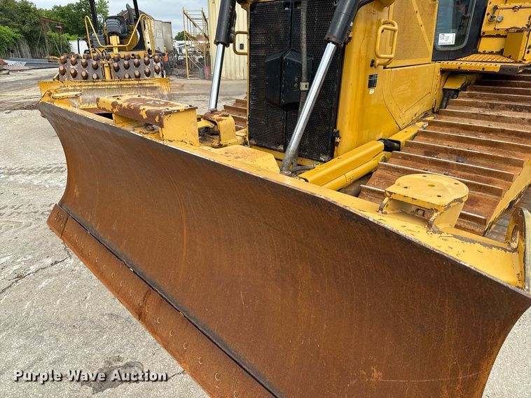 image for item ED5595 2017 Caterpillar D6T LGP dozer