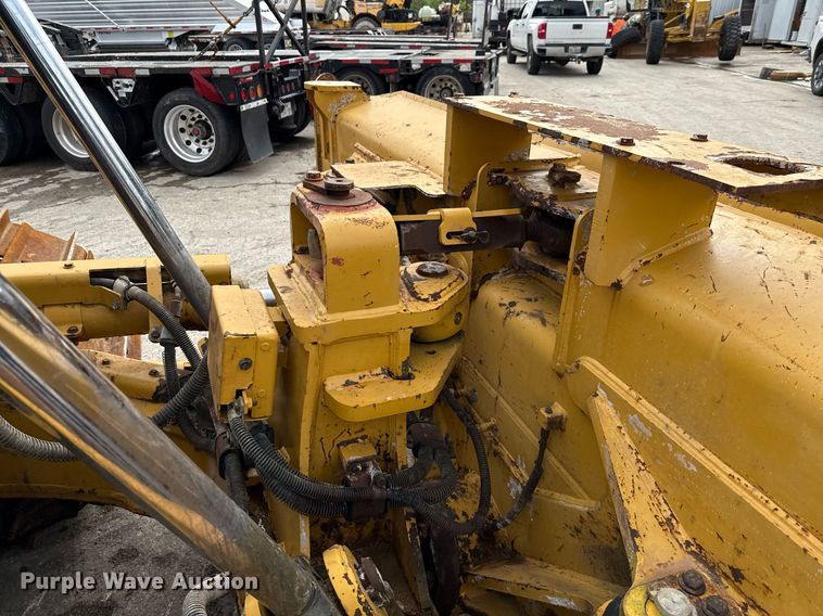 image for item ED5595 2017 Caterpillar D6T LGP dozer