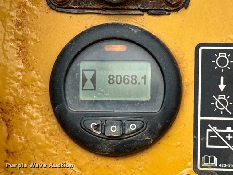 image for item ED5595 2017 Caterpillar D6T LGP dozer