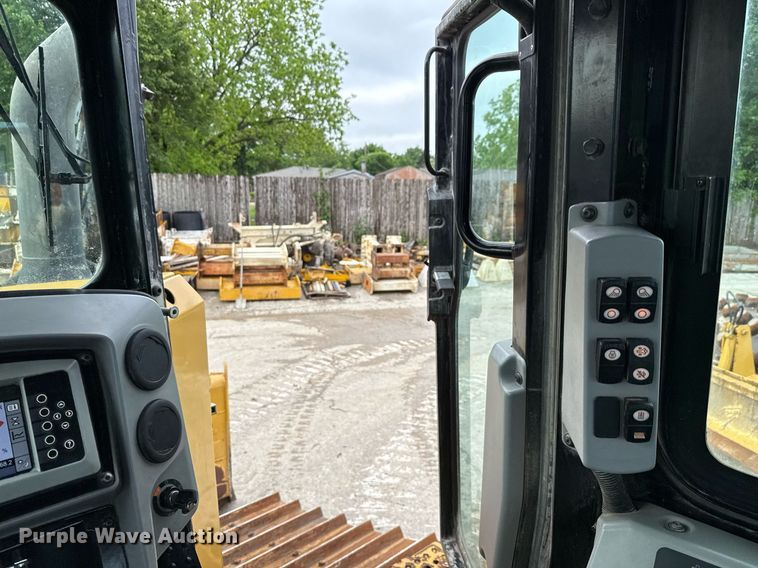 image for item ED5595 2017 Caterpillar D6T LGP dozer