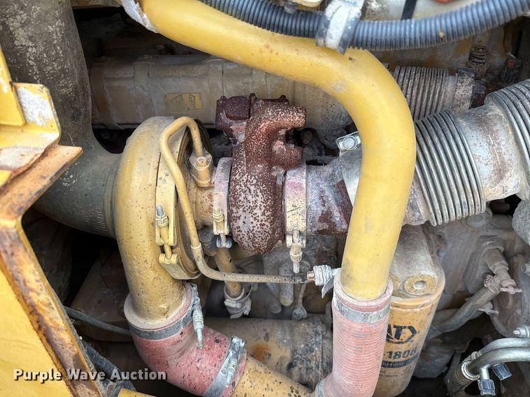 image for item ED5595 2017 Caterpillar D6T LGP dozer