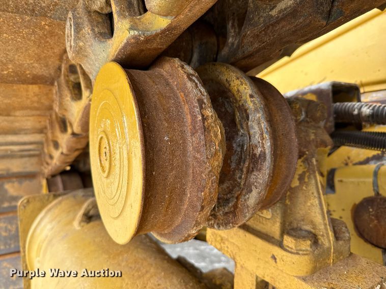 image for item ED5595 2017 Caterpillar D6T LGP dozer