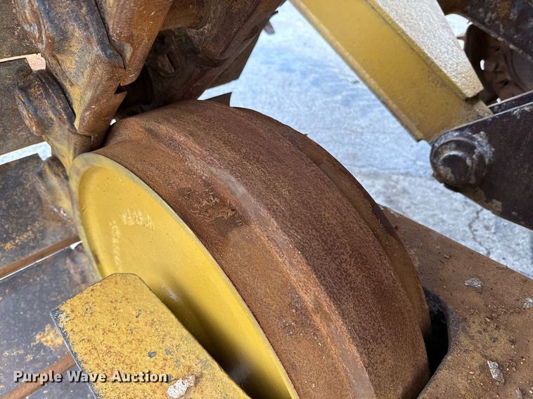 image for item ED5595 2017 Caterpillar D6T LGP dozer