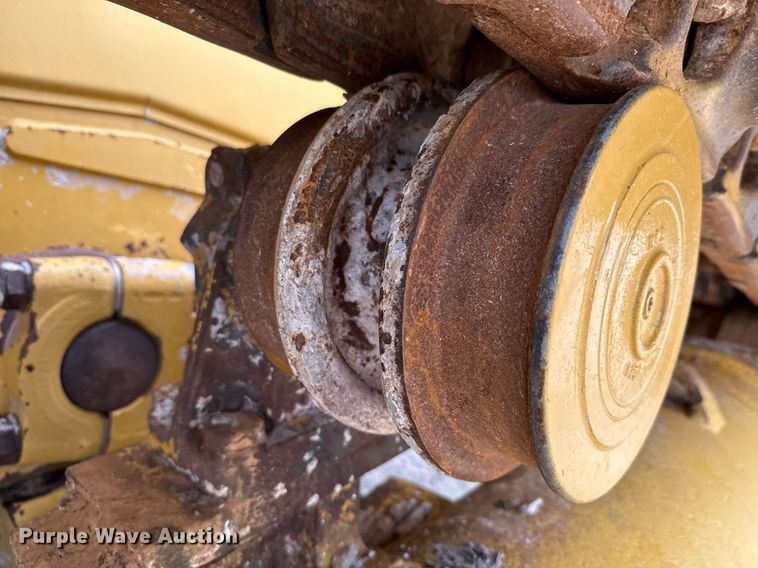 image for item ED5595 2017 Caterpillar D6T LGP dozer