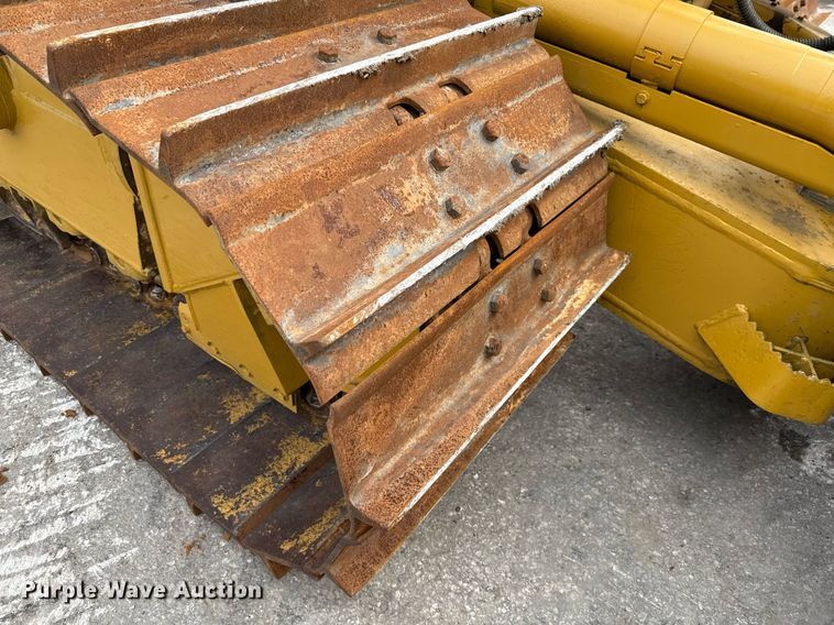 image for item ED5595 2017 Caterpillar D6T LGP dozer