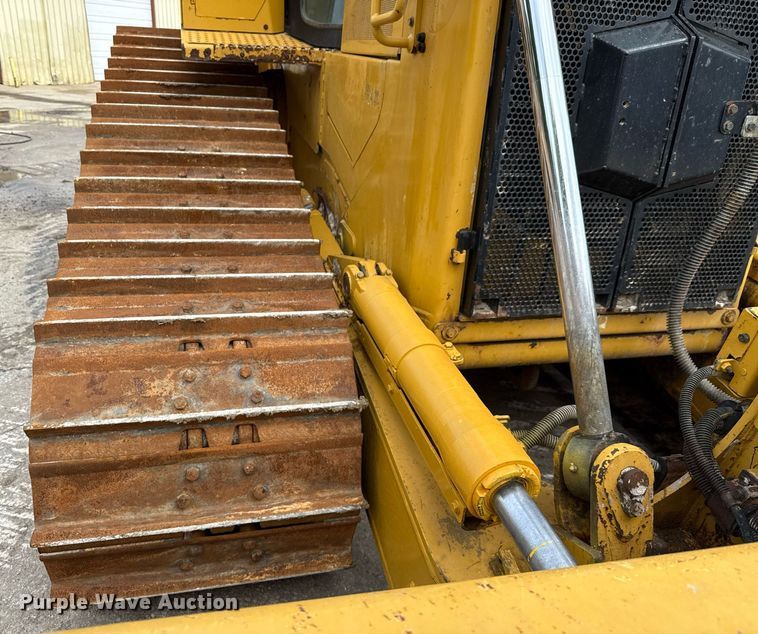 image for item ED5595 2017 Caterpillar D6T LGP dozer