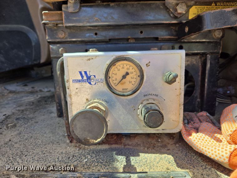 image for item EF2991 2003 Mack CV713 kill truck