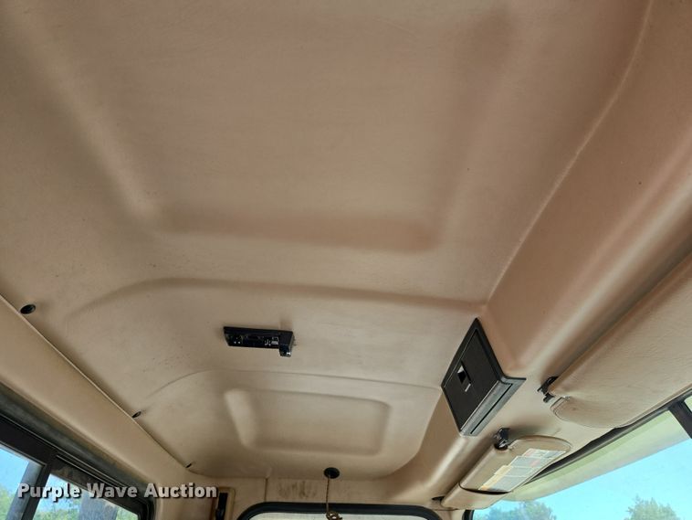 image for item EF2991 2003 Mack CV713 kill truck