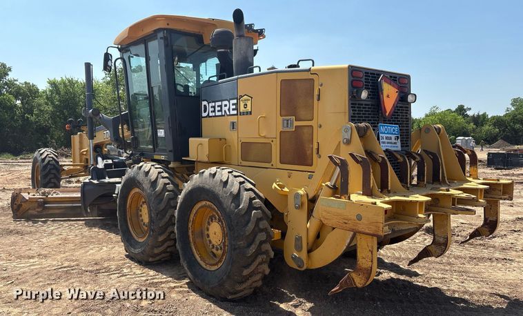 image for item EF3005 2009 John Deere 770D motor grader