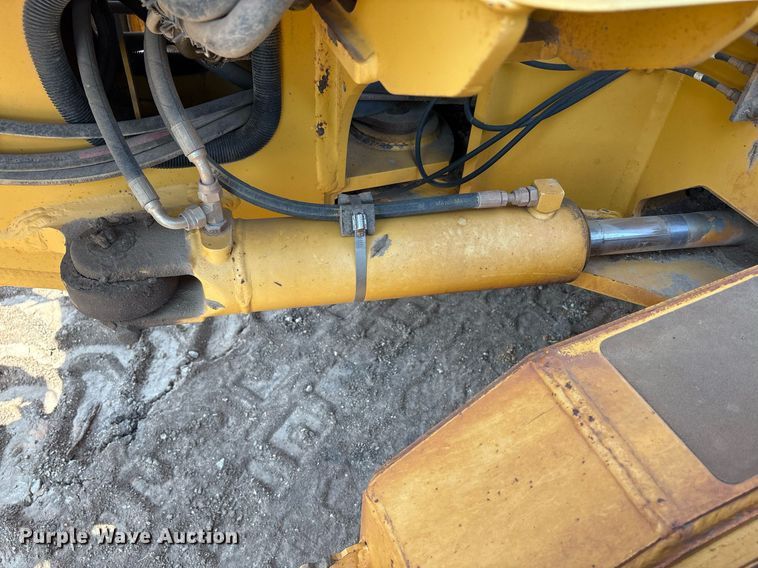 image for item EF3005 2009 John Deere 770D motor grader