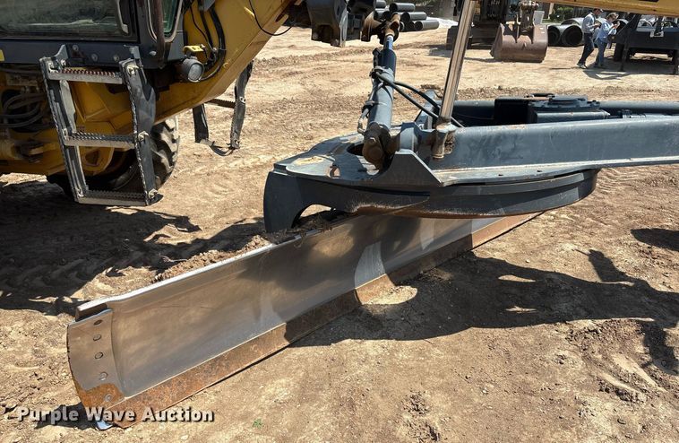 image for item EF3005 2009 John Deere 770D motor grader