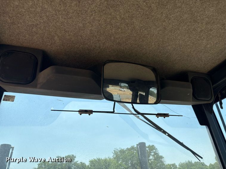 image for item EF3005 2009 John Deere 770D motor grader