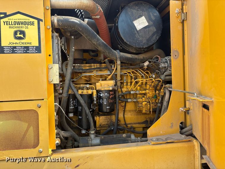 image for item EF3005 2009 John Deere 770D motor grader