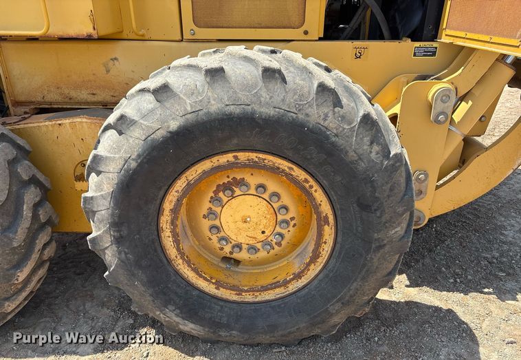 image for item EF3005 2009 John Deere 770D motor grader