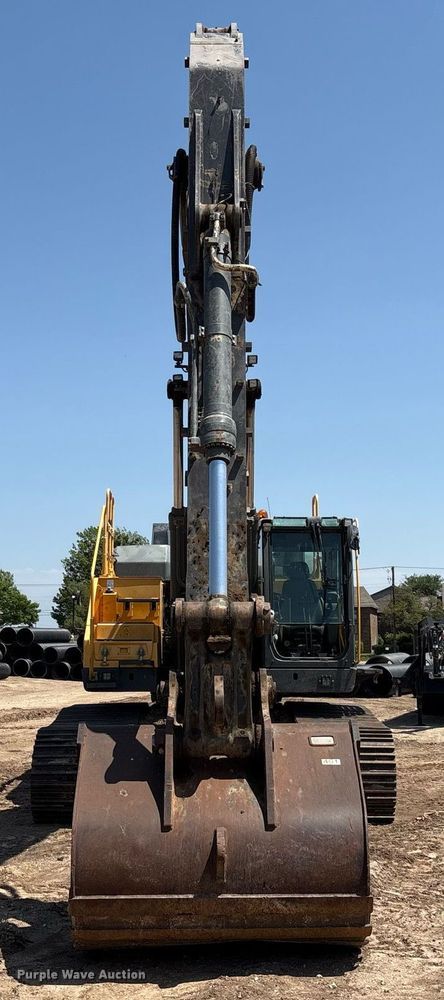image for item EF3006 2015 Volvo EC350EL excavator