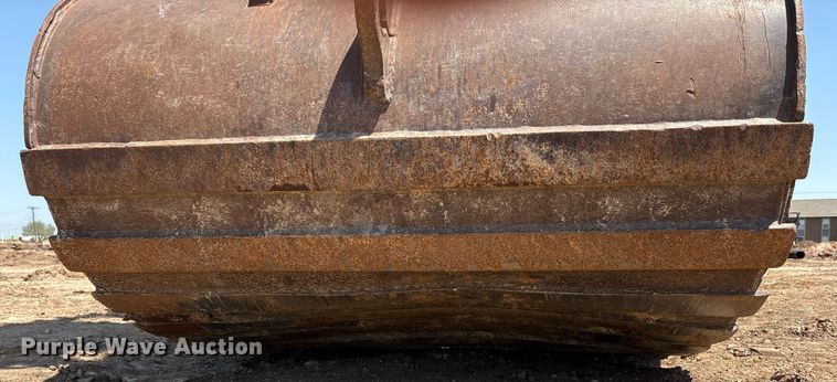 image for item EF3006 2015 Volvo EC350EL excavator