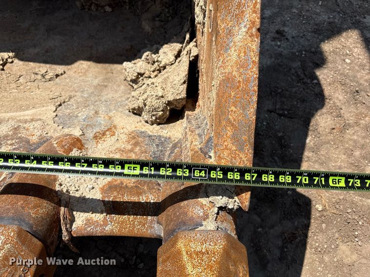 image for item EF3006 2015 Volvo EC350EL excavator