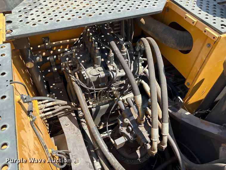 image for item EF3006 2015 Volvo EC350EL excavator