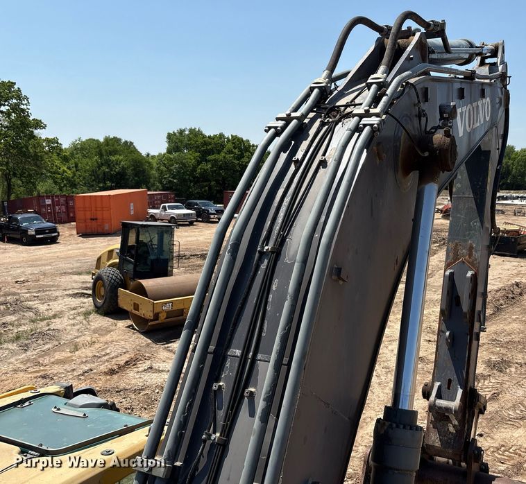 image for item EF3006 2015 Volvo EC350EL excavator