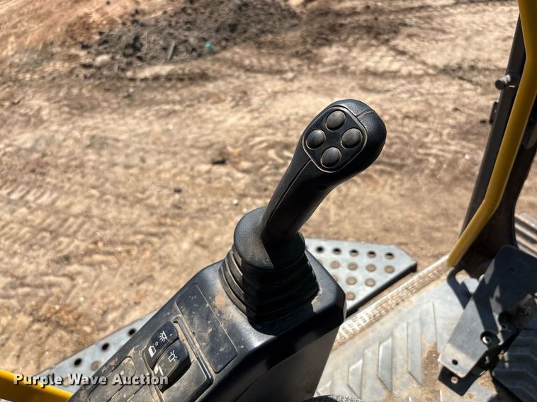 image for item EF3006 2015 Volvo EC350EL excavator