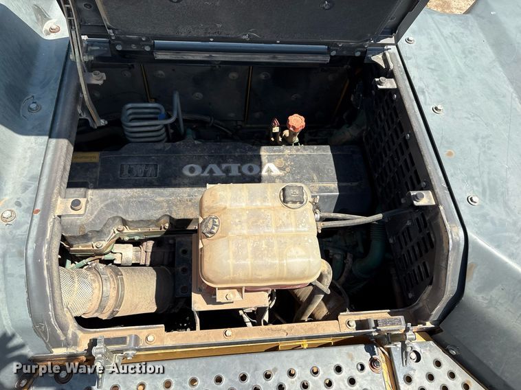 image for item EF3006 2015 Volvo EC350EL excavator