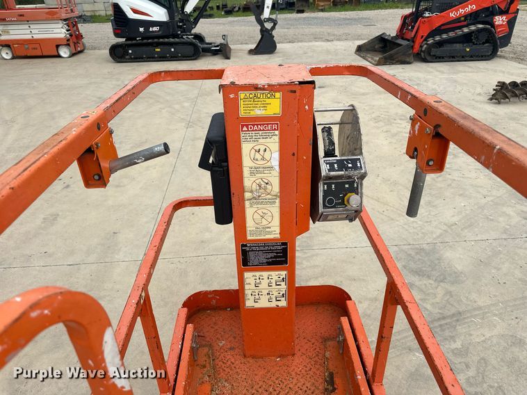 image for item EF3020 2018 Snorkel TM12E vertical lift