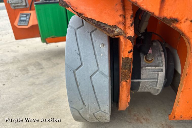 image for item EF3020 2018 Snorkel TM12E vertical lift