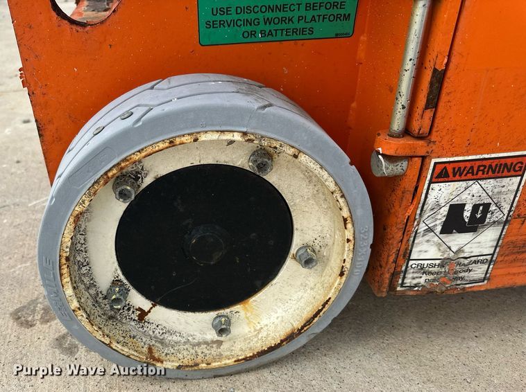 image for item EF3020 2018 Snorkel TM12E vertical lift