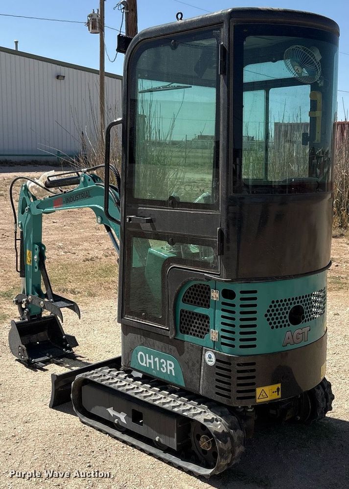image for item EF3021 2024 AGT QH13R mini excavator