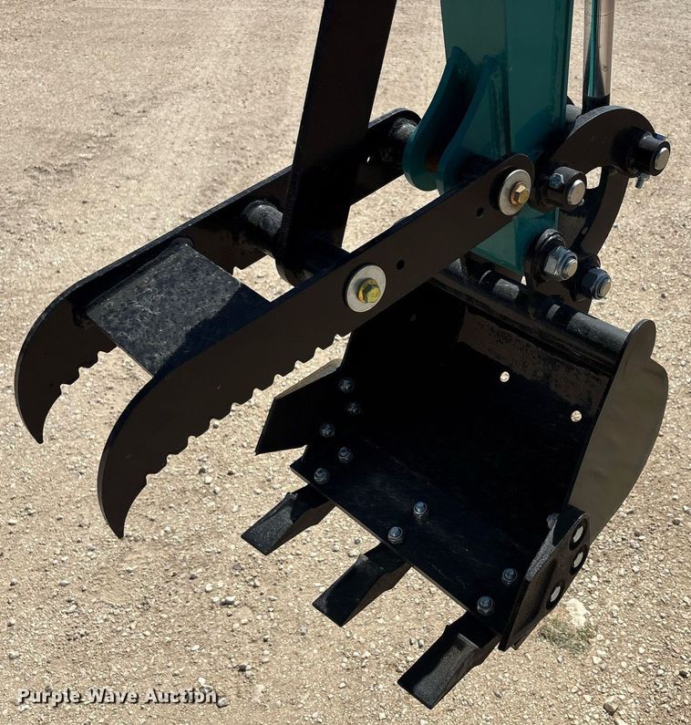 image for item EF3021 2024 AGT QH13R mini excavator