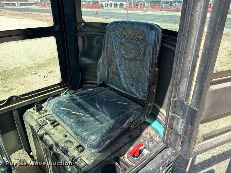 image for item EF3021 2024 AGT QH13R mini excavator