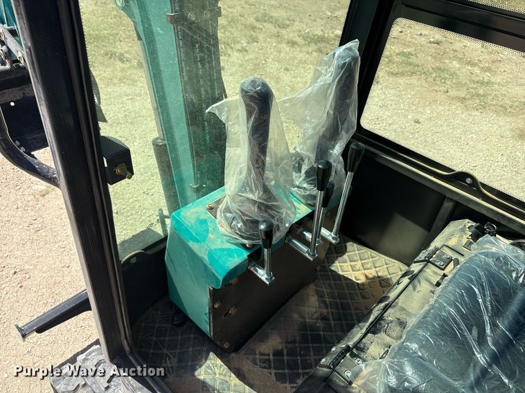 image for item EF3021 2024 AGT QH13R mini excavator