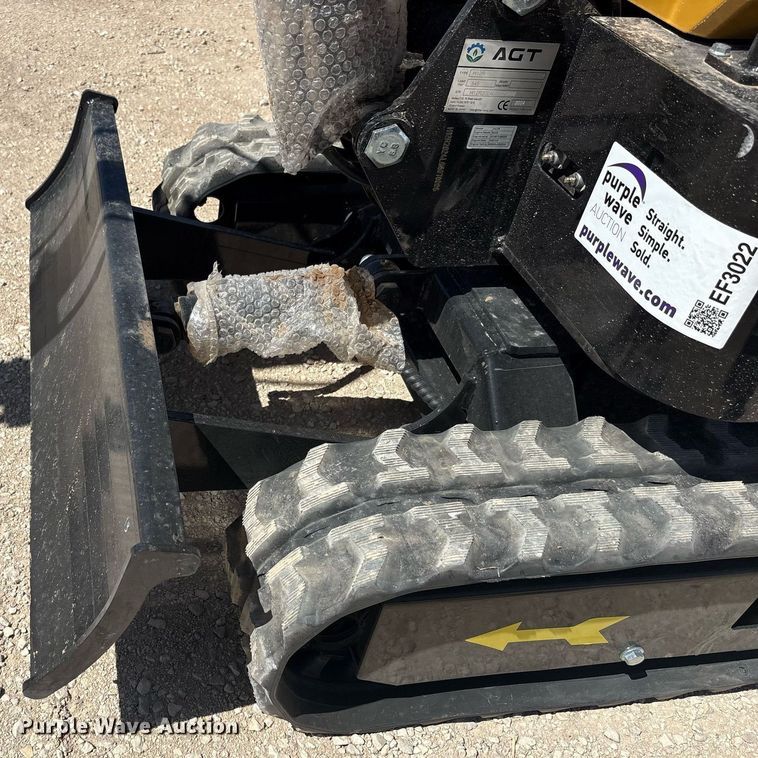 image for item EF3022 2024 AGT H12R mini excavator