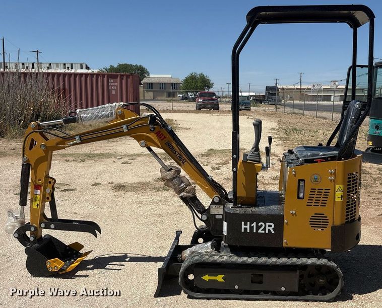 image for item EF3023 2024 AGT H12R mini excavator