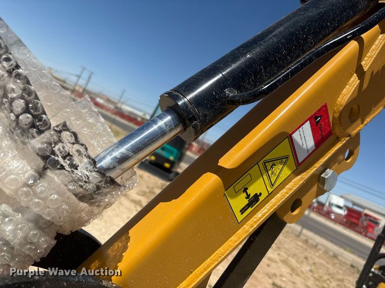 image for item EF3023 2024 AGT H12R mini excavator