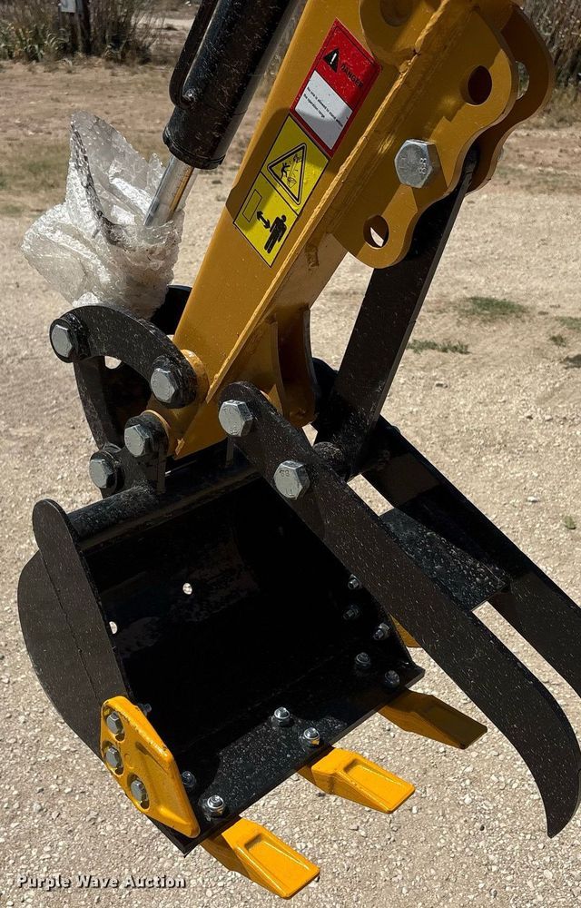 image for item EF3023 2024 AGT H12R mini excavator