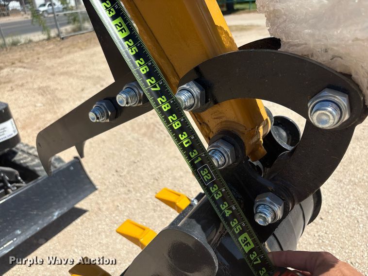 image for item EF3023 2024 AGT H12R mini excavator