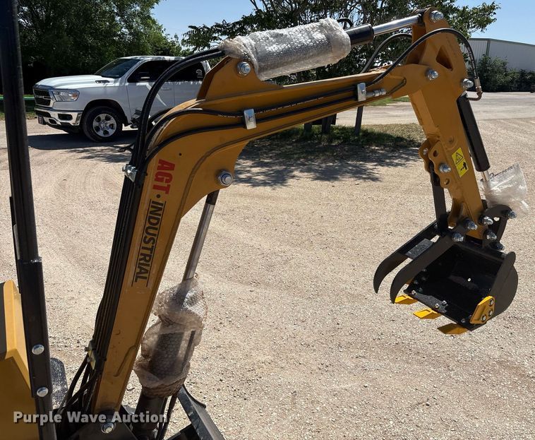 image for item EF3023 2024 AGT H12R mini excavator