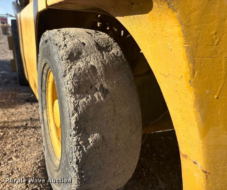 image for item EF3026 Yale GP-050 forklift